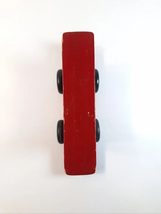 Vintage Red Wooden Toy Train Cars Set of 2 Pull-Along Locomotive & Flatbed Wagon - Picture 7 of 12